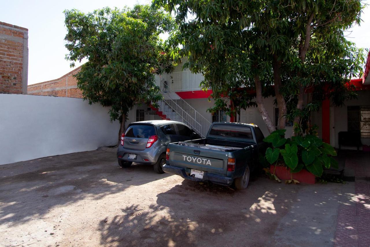 Oyo Casa De Huespedes San Jose Hotel Guaymas Eksteriør billede
